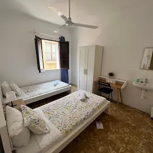 2* Gasthof Youth - And Basic Drassanes
